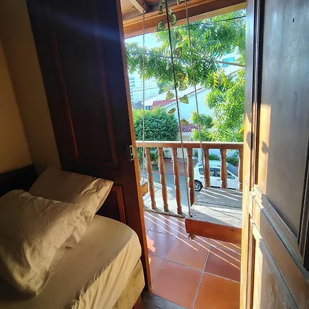 Economica Privada Individual Con Balcon Guest house