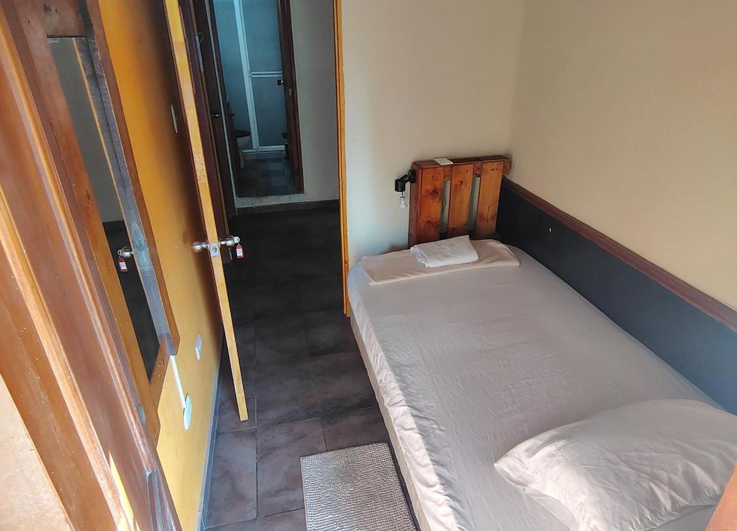 Economica Privada Individual Con Balcon Cartagena