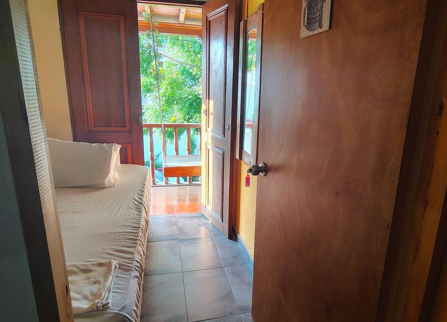 Economica Privada Individual Con Balcon Pensión Cartagena